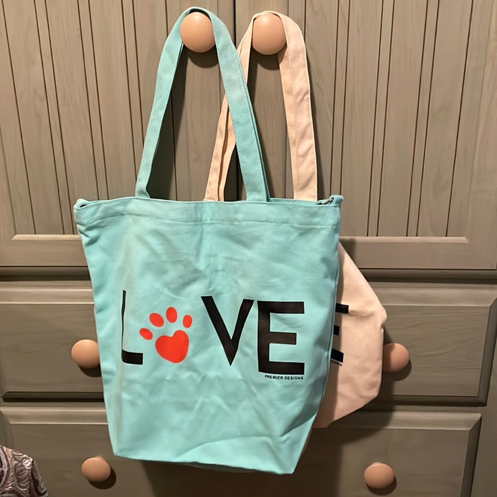 2 NWOT Premier Designs Puppy Love Tote bags